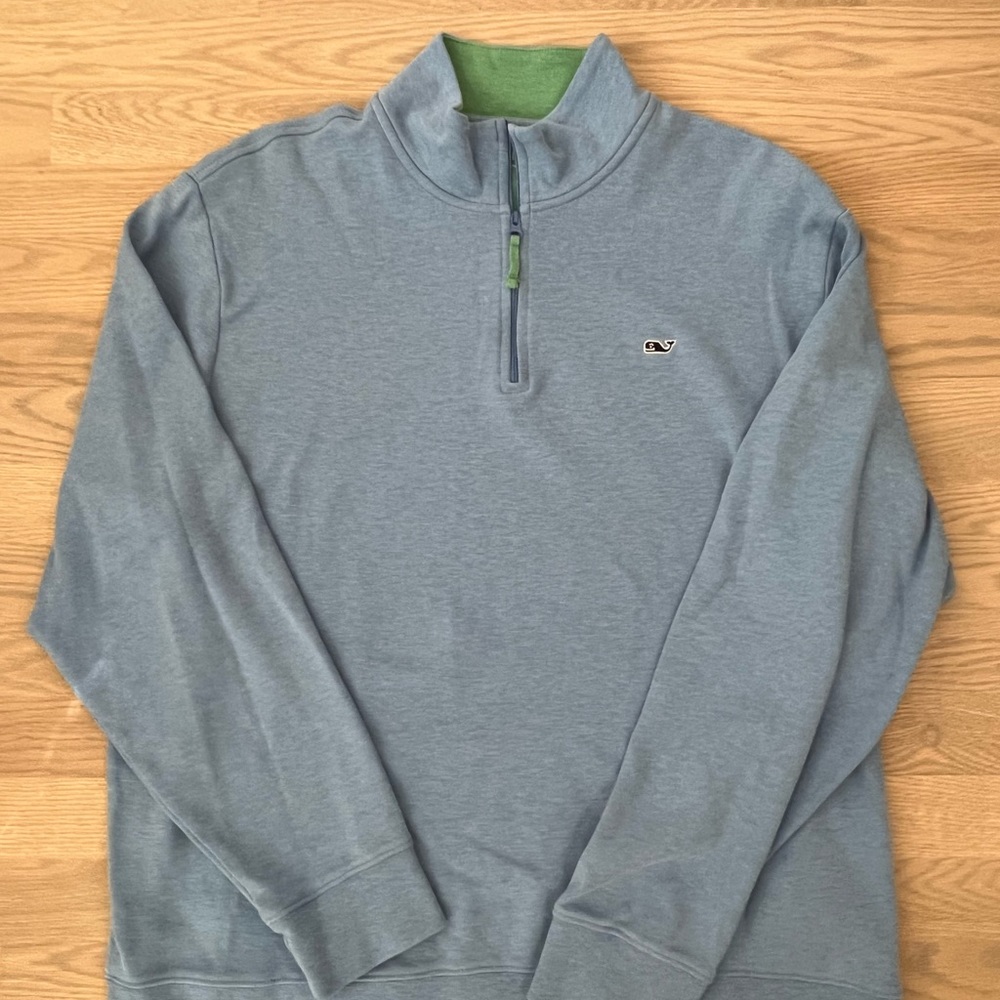 Vineyard Vines men’s XL light blue quarter zip sweatshirt